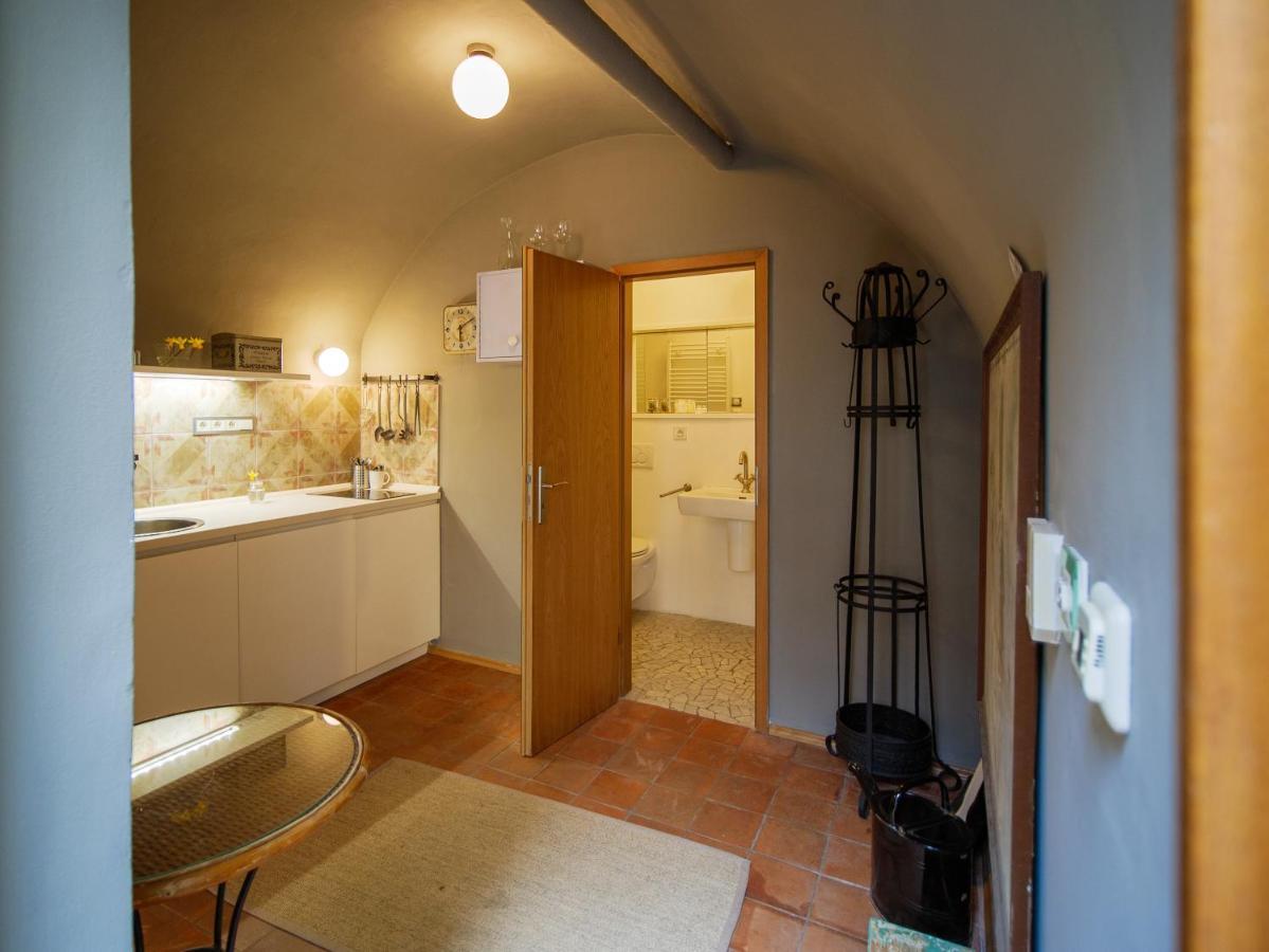 Romantic Nest Under Prague Castle 外观 照片