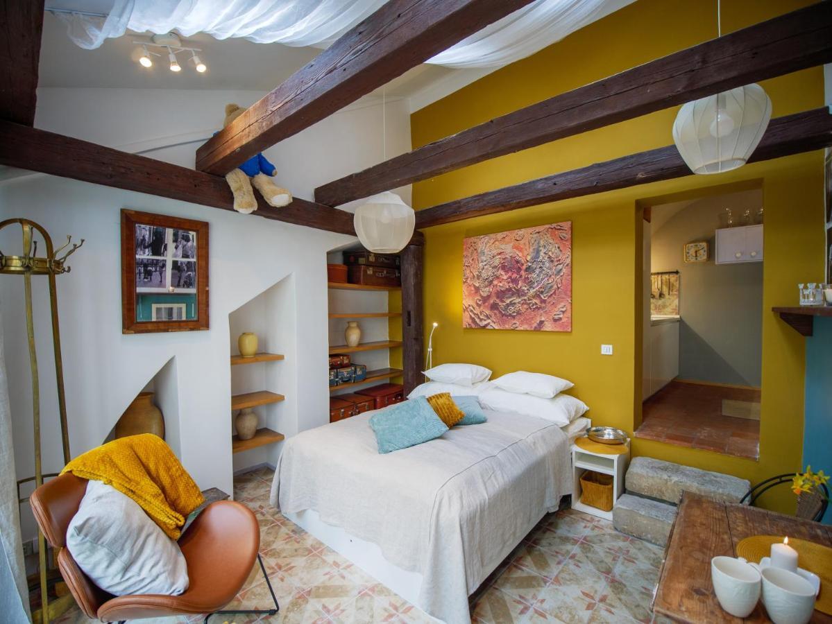 Romantic Nest Under Prague Castle 外观 照片